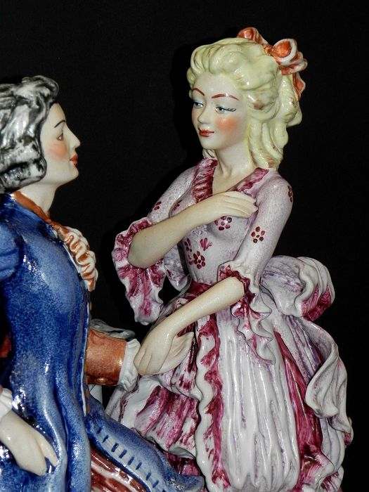 Roceram porcelana grupa figuralna "Romans", wysokość 41 cm