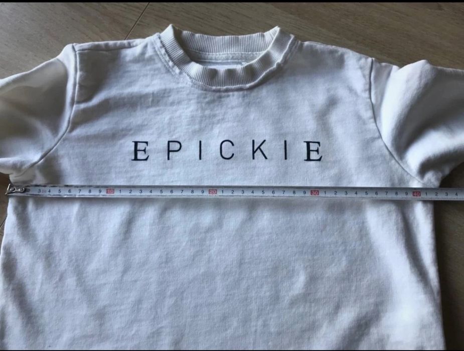 Reserved - krótka, biała bluza 140