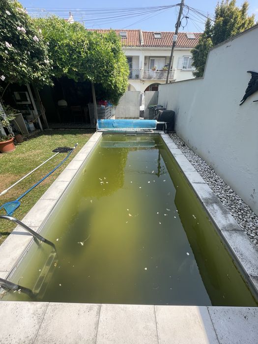 Manutenção  de Piscinas