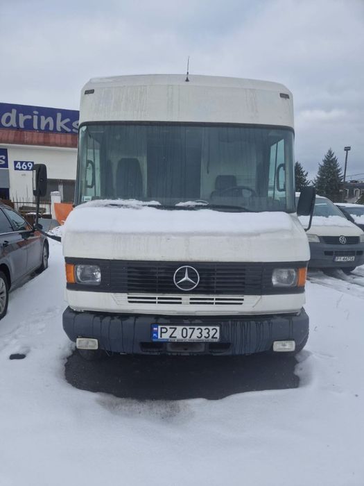 Sprzedam food truck Mercedes 609D
