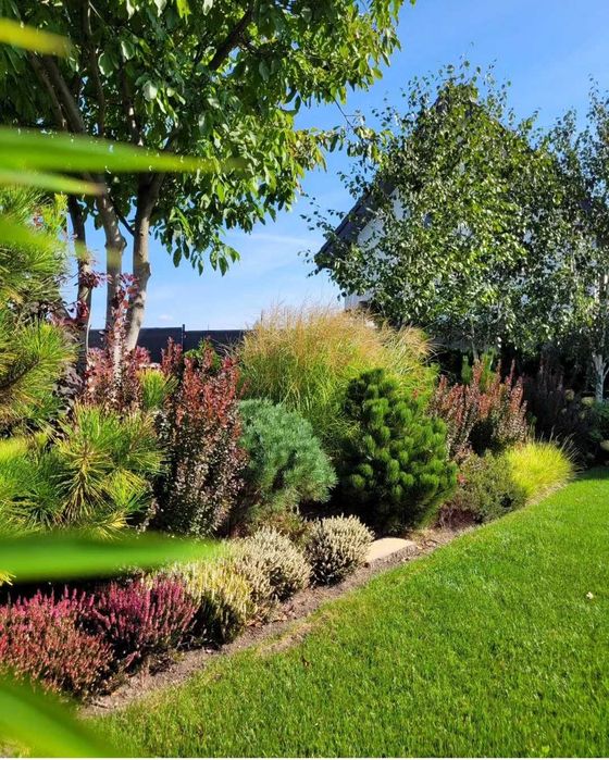 Prace ogrodowe, przygotowanie ogrodu do wiosny, odsniezanie.