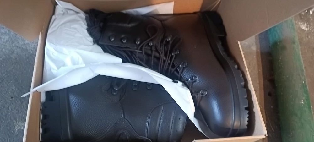 Trzewiki wojskowe zimowe rozm. 42