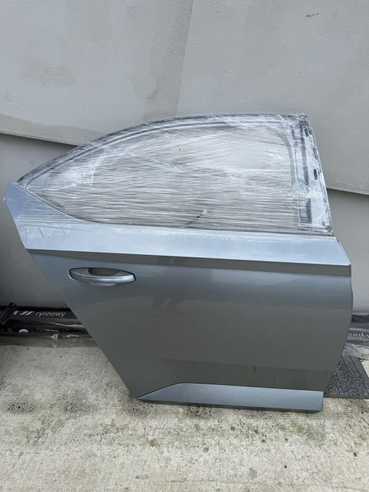 Двері передні задні  Skoda Superb 3 ліфтбек