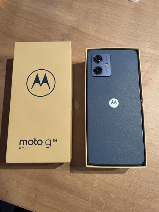 Smartfon Motorola Moto g 54 5g stan idealny