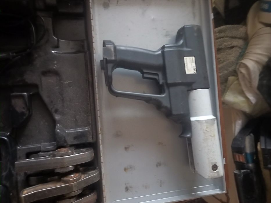 Zaciskarka roller power press acc