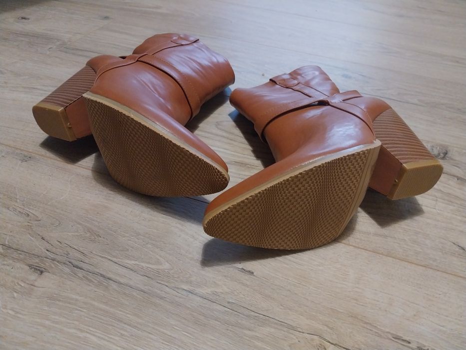 Buty kowbojki 39