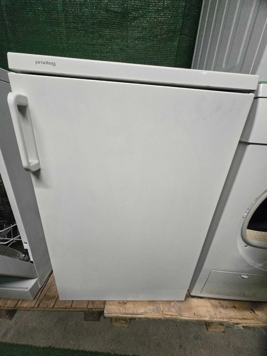 Lodówko-zamrażarka. Kawalerka.85/55 cm.128 l.Zamrażalnik 17 l.Gwar.