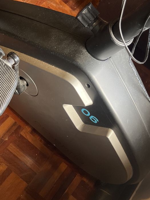 Bicicleta estatica425335185054771204