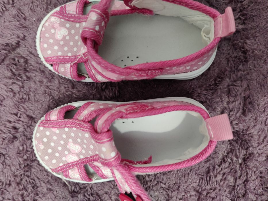 Дитячі босоніжки