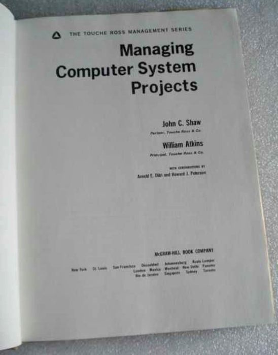Raro Livro Managing computer system projects (The Touche Ross manageme
