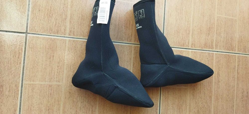 Deeply, pés de pato, bodyboard, snowboard, leash, surf, barbatanas