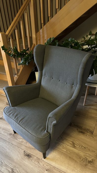 Fotel uszak IKEA STRANDMON ciemnoszary