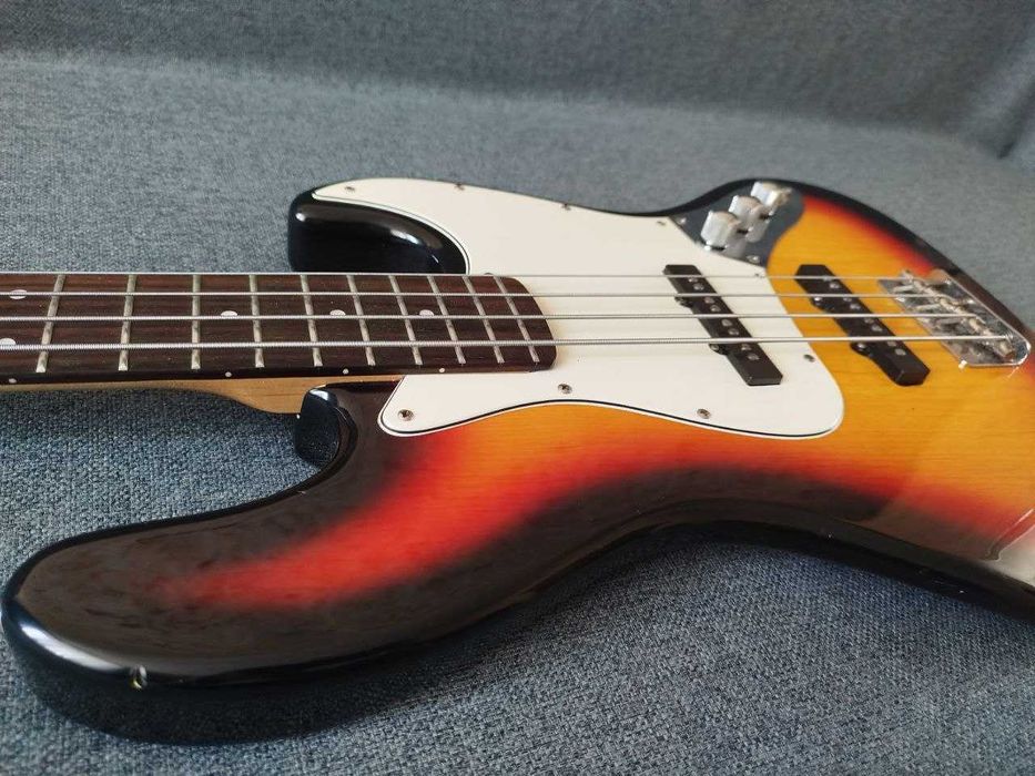 Maxwood Jazz Bass (Stage Master series)