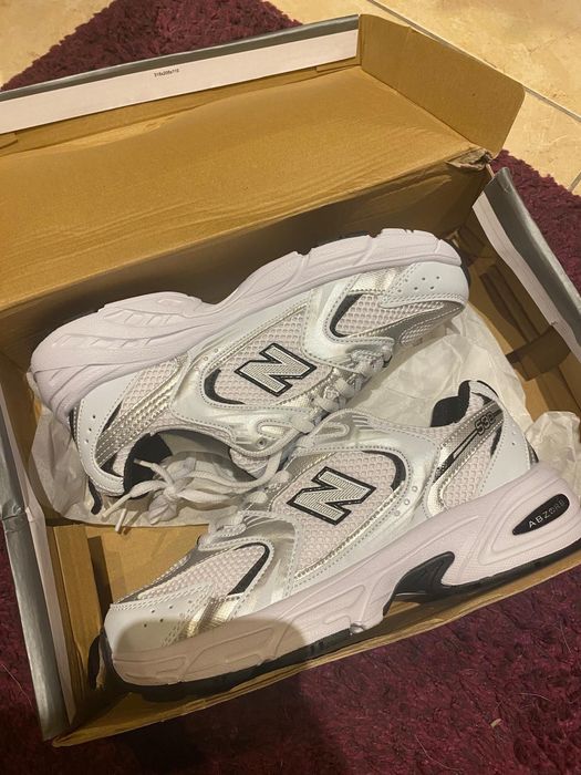 Sapatilhas NB 530