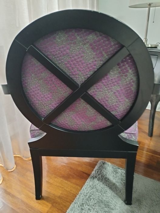 Vendo 2 cadeirões. Bom preço