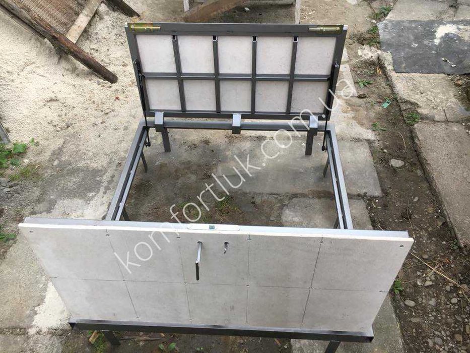 Напольный канализационный ревизионный люк скрытого монтажа в подвал