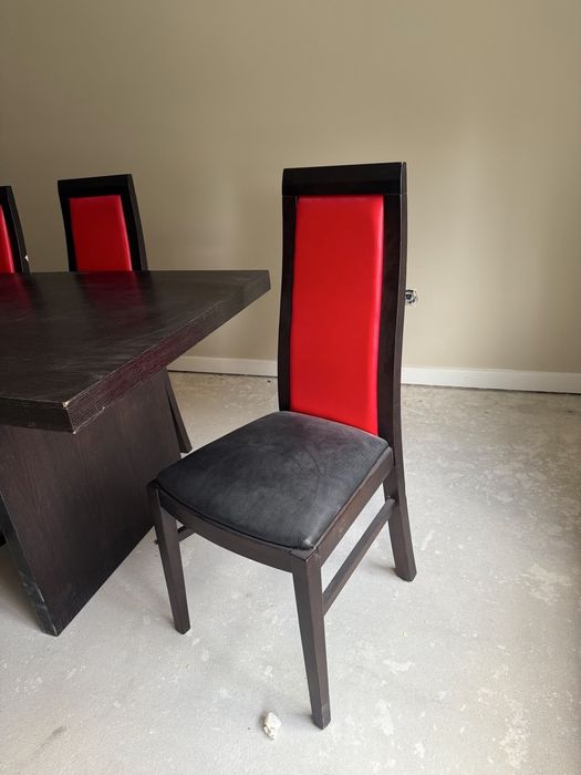Mesa de Jantar  + 6 Cadeiras