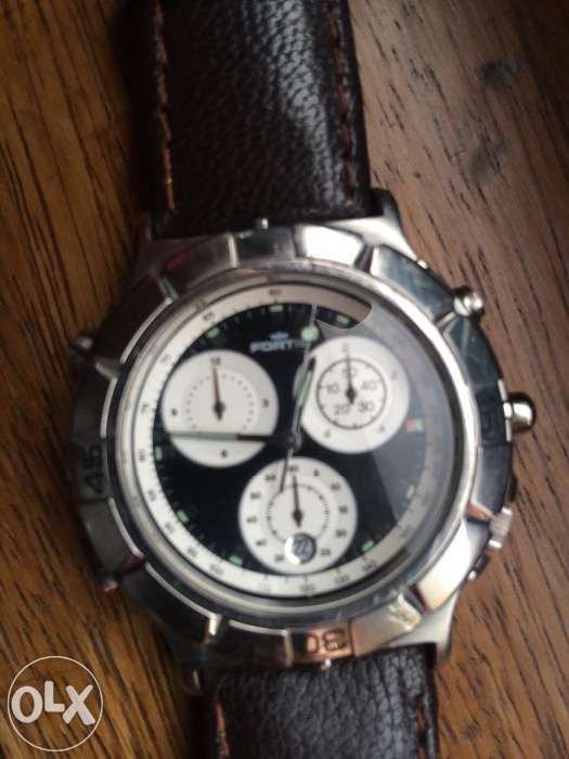 Relógio Fortis Quartz - modelo 524.10.120