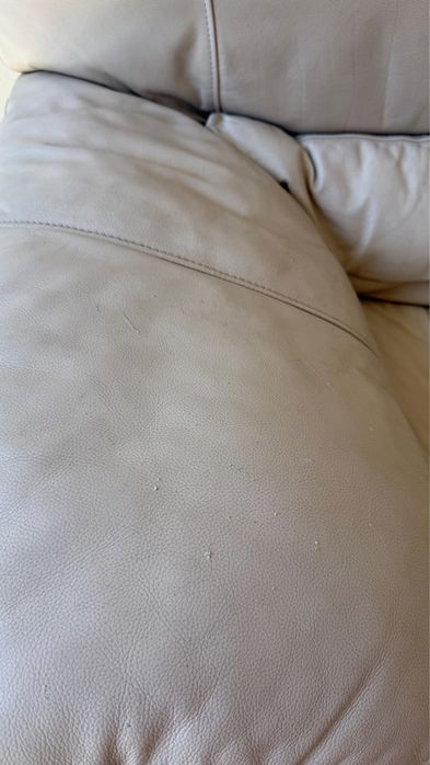 Sofa Dois Lugares Bege