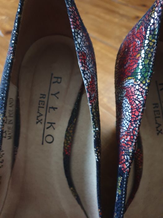 Buty na koturnie Ryłko.