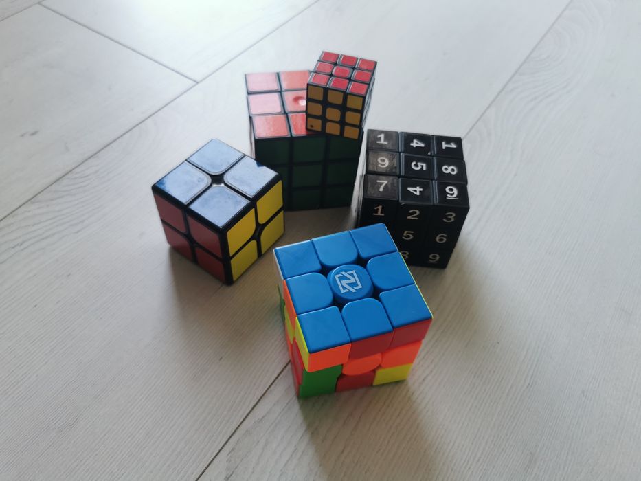 Zestaw kostek Rubika