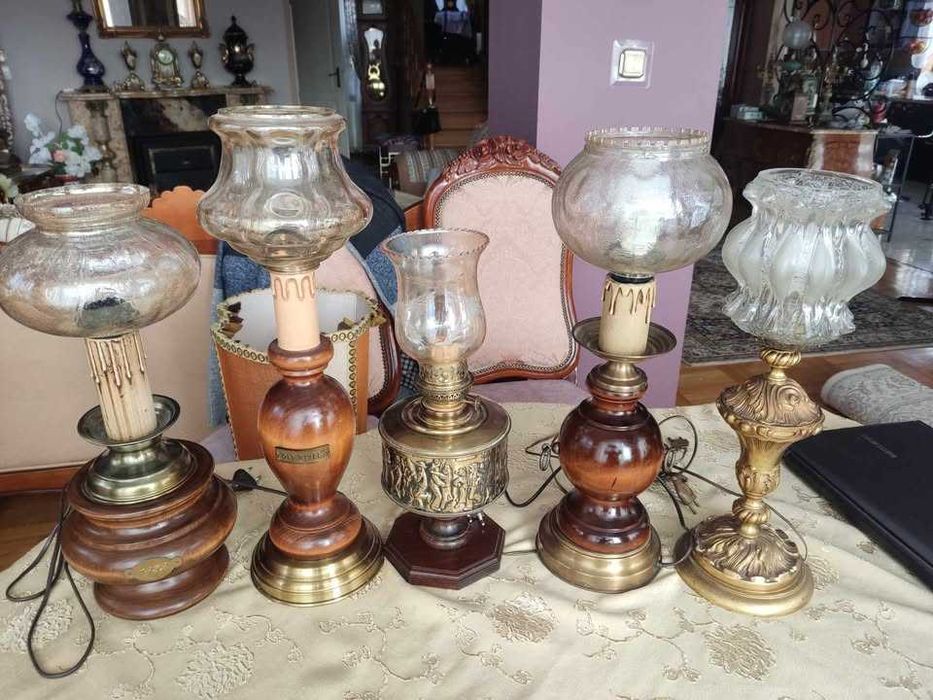 kolekcjonerska stara oryginalna lampa z kloszem