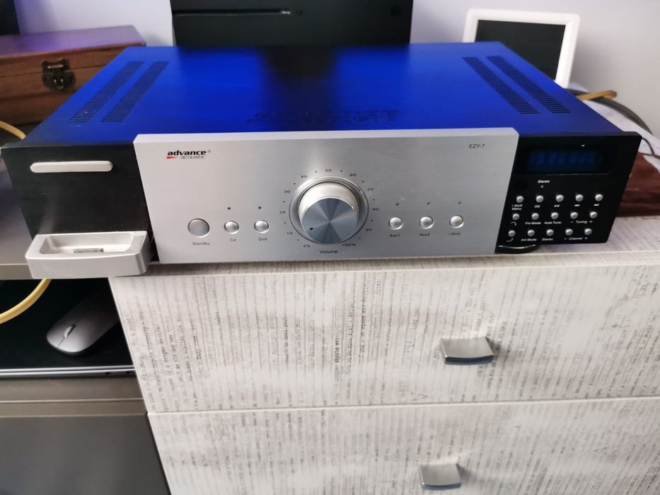 Advance Acoustic EZY-7  Amplituner stereo