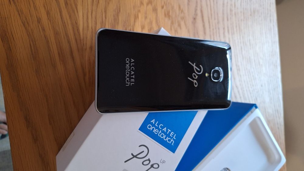 Telemóvel Alcatel Pop Up