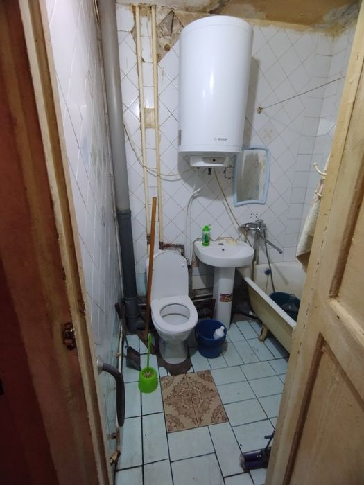 Продам 2-ком. квартиру ул. Батумская (р-н Косиора)
