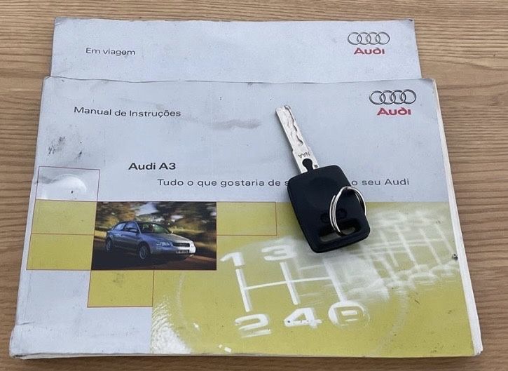 Audi A3 1.6 Gasolina  - 102cv - Nacional