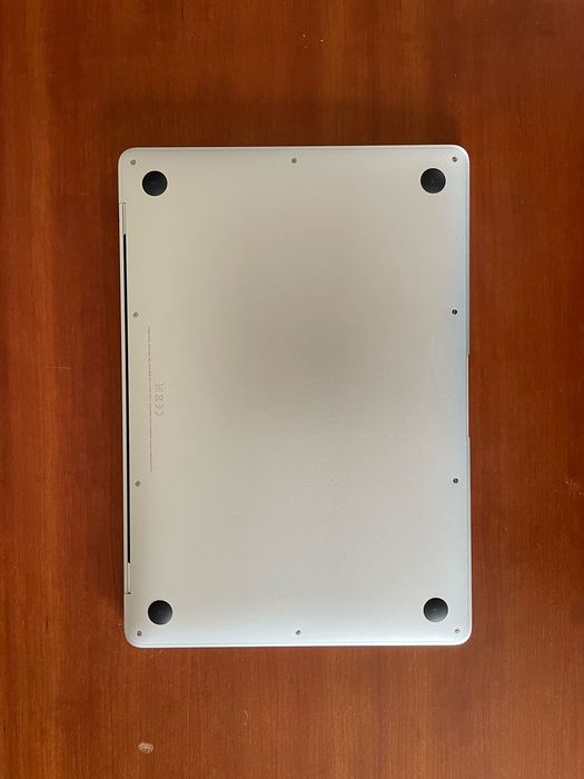MacBook Air M1 Silver Como Novo