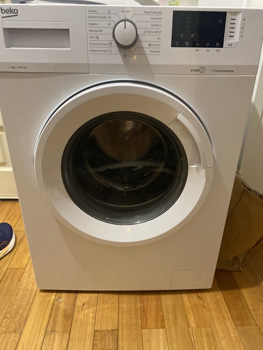 Máquina de Lavar Roupa BEKO