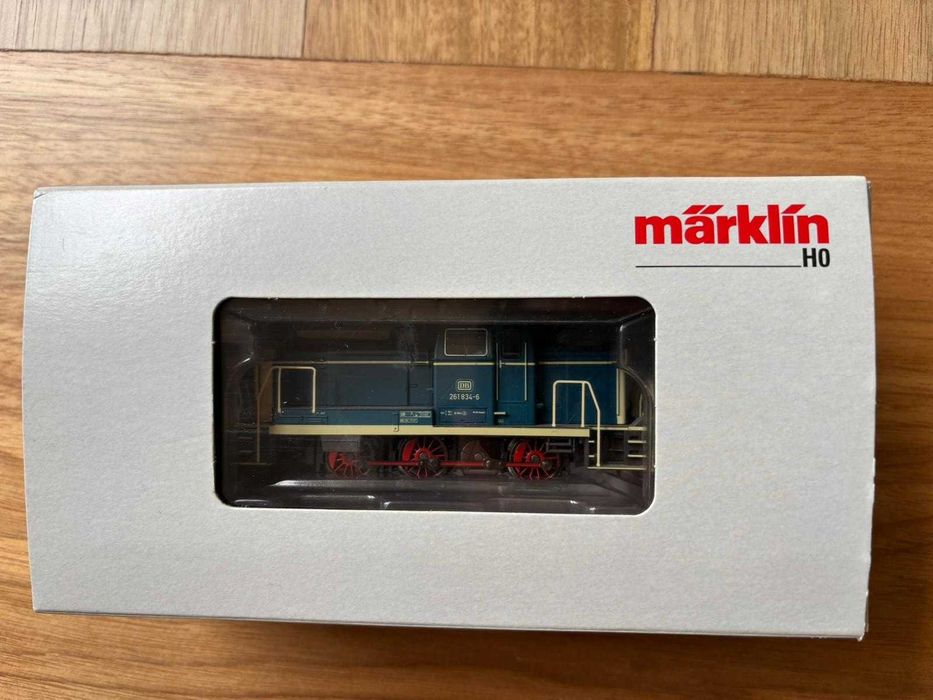 Locomotiva Märklin 37616, excelente estado.