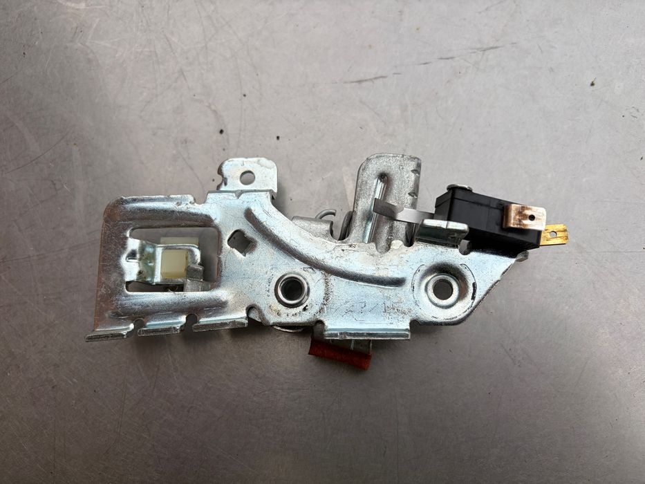 Hamulec ze stycznikiem Briggs Stratton 675EX 650E 625E Quantum  (705)