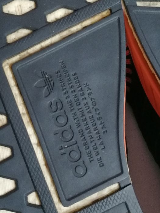 .Кроссовки Adidas