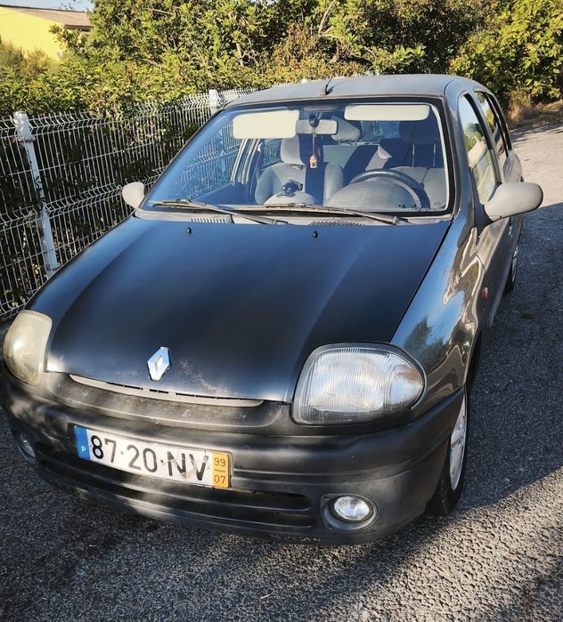 Vendo  carro Clio 1999
