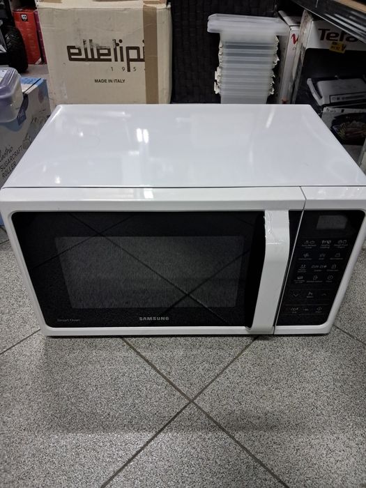 Kuchenka mikrofalowa mikrofalówka Samsung