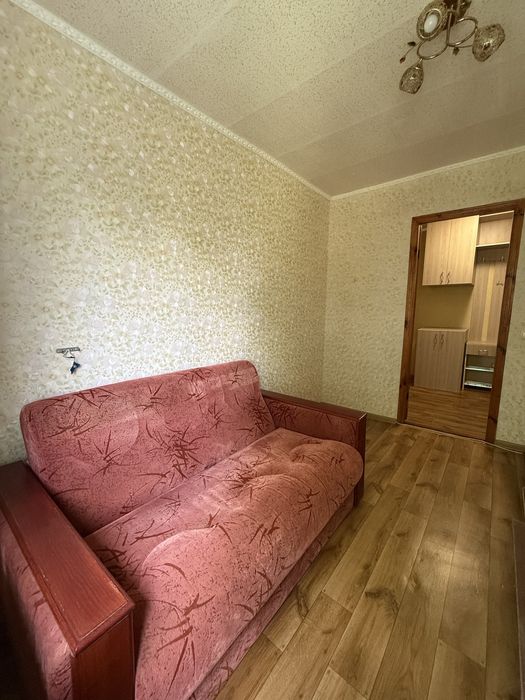 Трикімнатна з меблями 3 кімн 11 школа Полтава Акваарена 45 999 $