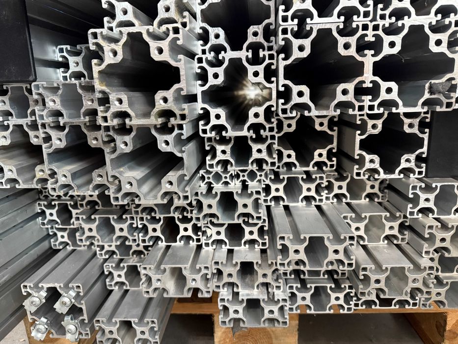 Alumuniowy profil konstrukcyjny  40x40 45x45 40x80 45x90 80x80