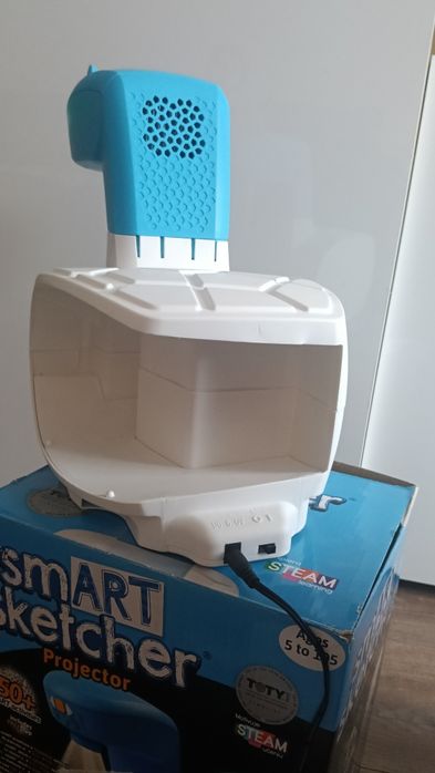 Sprzedam projektor smART sketcher