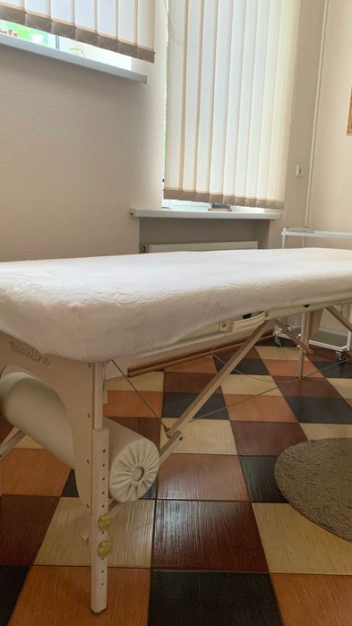 Оренда  кабінету з кушеткою  . ( м. Осокорки )