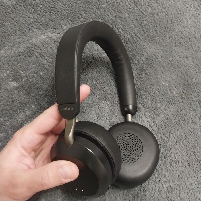 Продам Jabra Evolve2 75