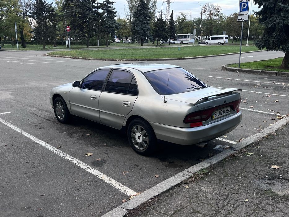 Mitsubishi galant 7