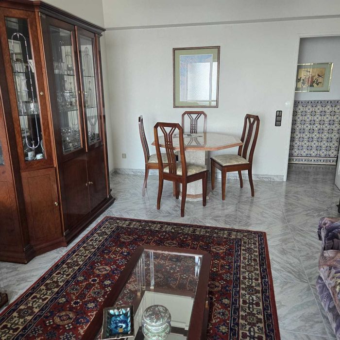 Apartamento t2 à venda na Rua Professor Mira Fernandes - Olaias Lisboa