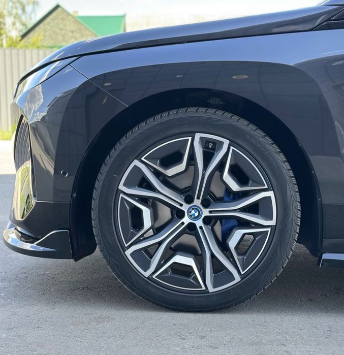 BMW ix40 на гарантії