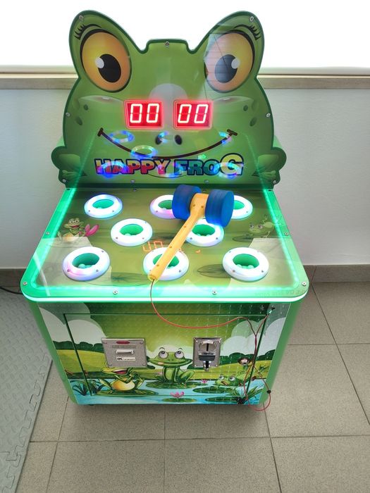 Máquina de arcade NOVA - Happy Frog / Hit the Frog, aceita moedas