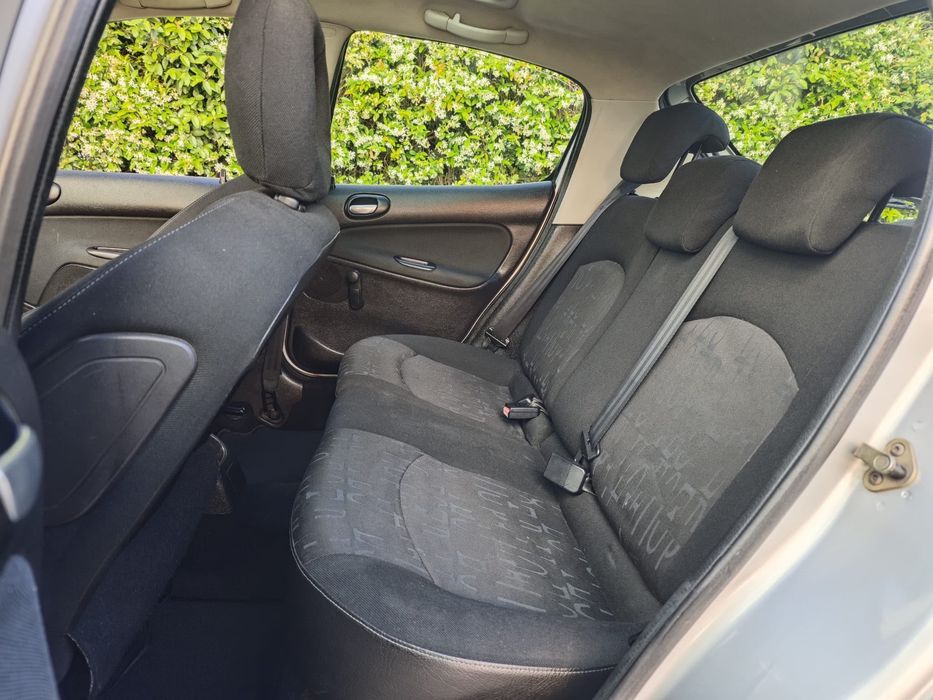 Vende se peugeot 206 1.4 hdi do ano 05 impecavel