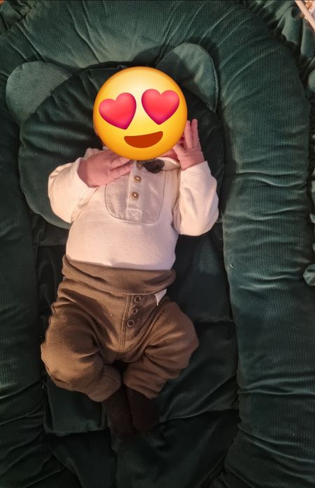 Kokon niemowlęcy welurowy falbanka poduszka miś unisex