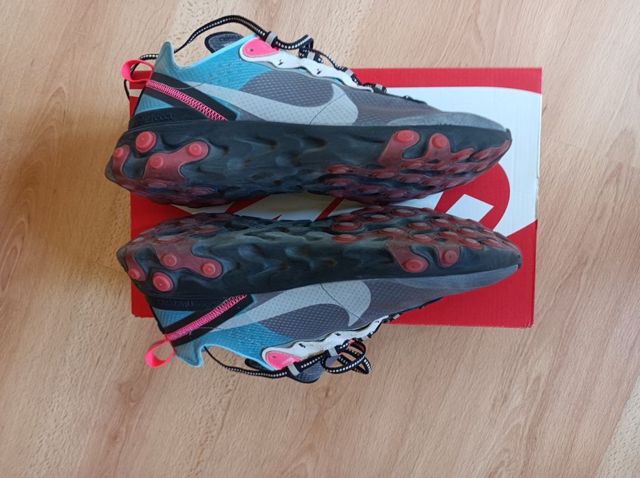 Nike react element 87 tamanho 42