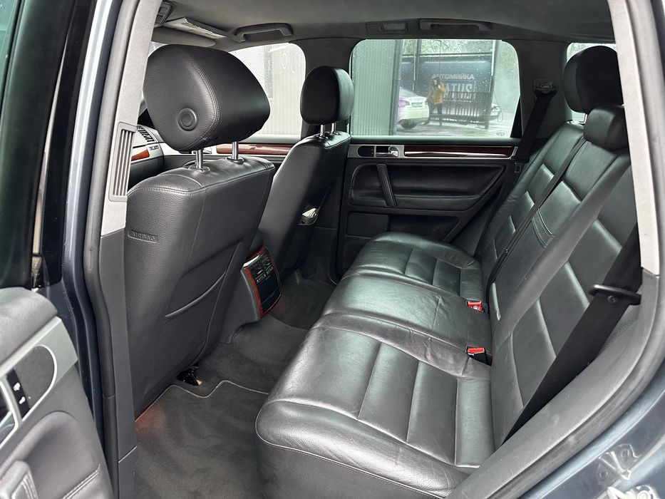 Фольцваген таурек 2.5повний привід